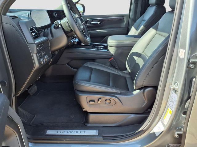 2025 Chevrolet Suburban 4WD Z71