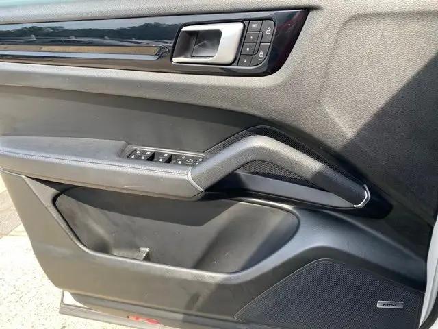 2023 Porsche Cayenne Cayenne