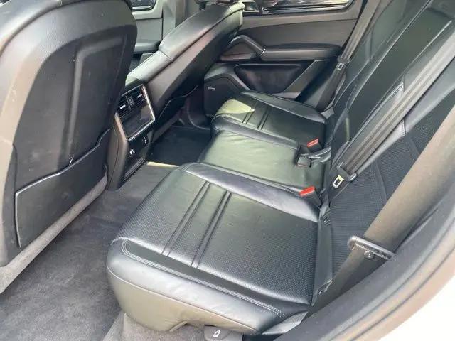 2023 Porsche Cayenne Cayenne