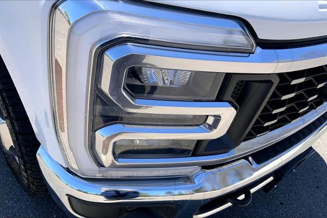 2025 Ford F-350 LARIAT