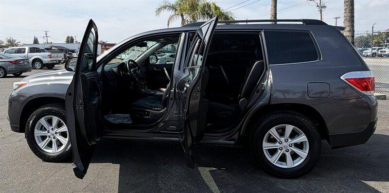 2013 Toyota Highlander SE V6