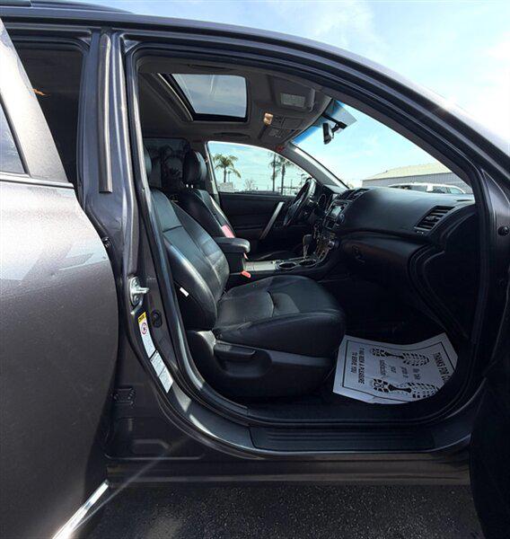 2013 Toyota Highlander SE V6