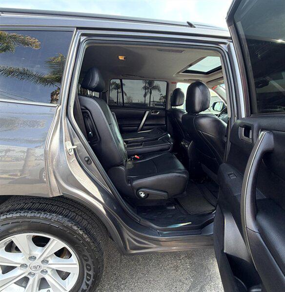 2013 Toyota Highlander SE V6