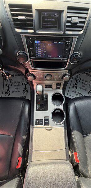 2013 Toyota Highlander SE V6
