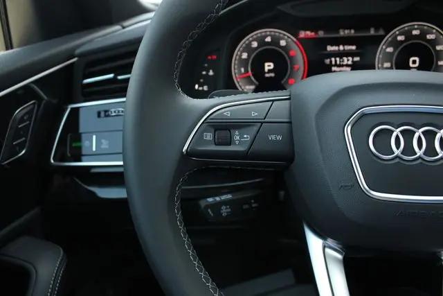 2026 Audi Q8 Premium Plus 55 TFSI quattro Tiptronic