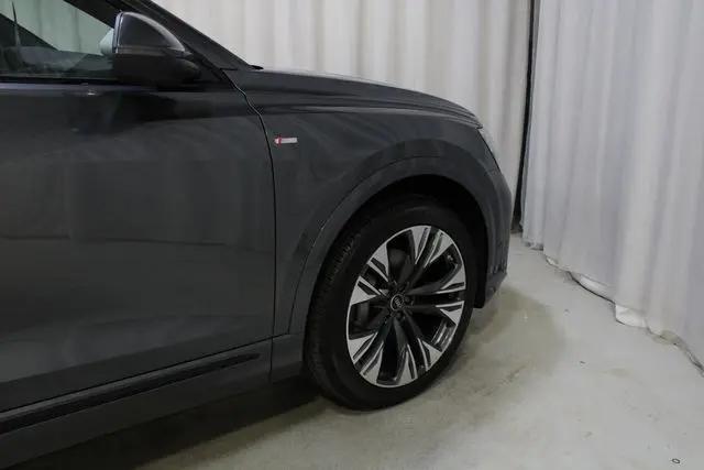 2026 Audi Q8 Premium Plus 55 TFSI quattro Tiptronic