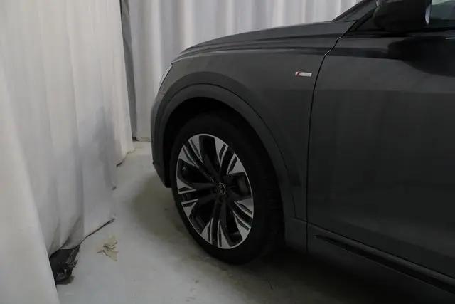 2026 Audi Q8 Premium Plus 55 TFSI quattro Tiptronic