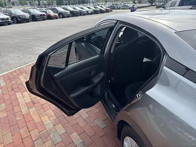 2024 Nissan Sentra S Xtronic CVT
