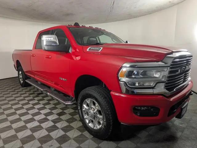 2023 Ram 3500 Laramie Crew Cab 4x4 8' Box