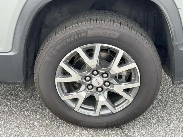 2023 GMC Acadia FWD SLT
