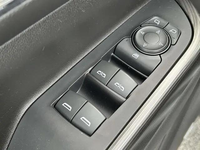 2023 GMC Acadia FWD SLT