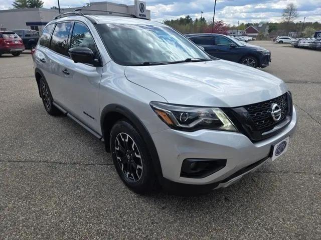 2020 Nissan Pathfinder SL 4WD
