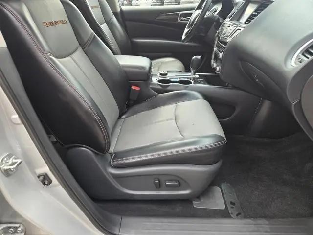 2020 Nissan Pathfinder SL 4WD