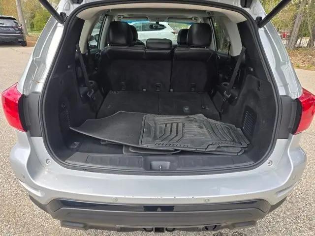 2020 Nissan Pathfinder SL 4WD