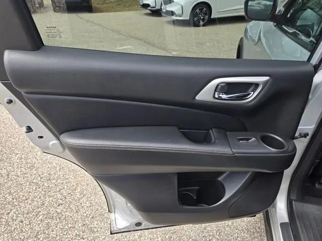 2020 Nissan Pathfinder SL 4WD