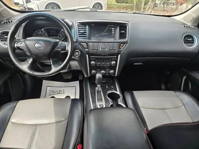 2020 Nissan Pathfinder SL 4WD