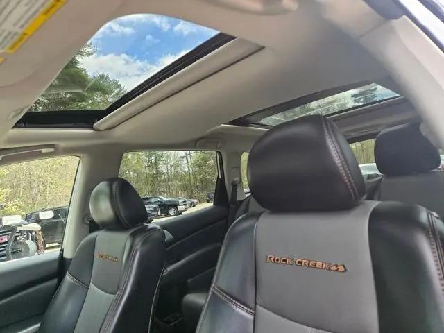 2020 Nissan Pathfinder SL 4WD
