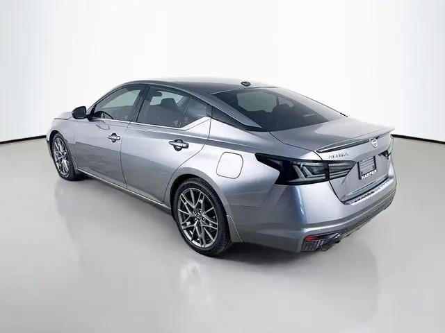 2023 Nissan Altima SR VC-Turbo FWD