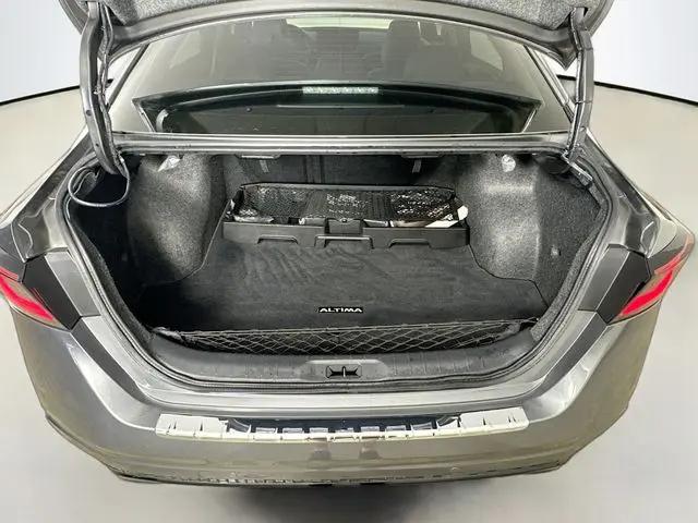 2023 Nissan Altima SR VC-Turbo FWD