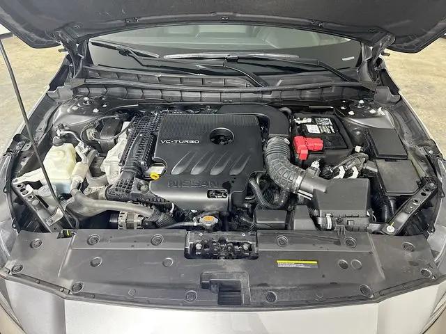 2023 Nissan Altima SR VC-Turbo FWD