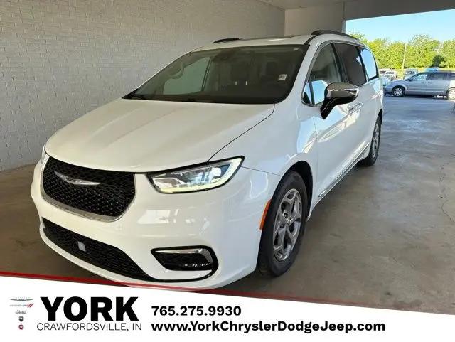 2023 Chrysler Pacifica Limited for sale in Crawfordsville, IN