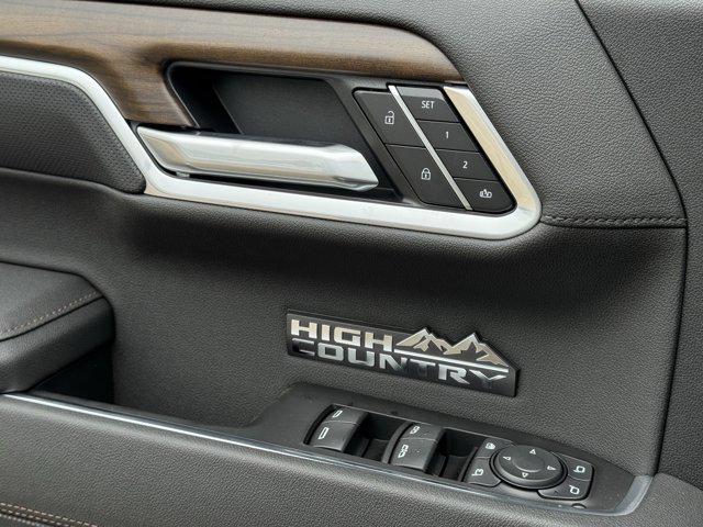2026 Chevrolet Silverado 1500 4WD Crew Cab Short Bed High Country
