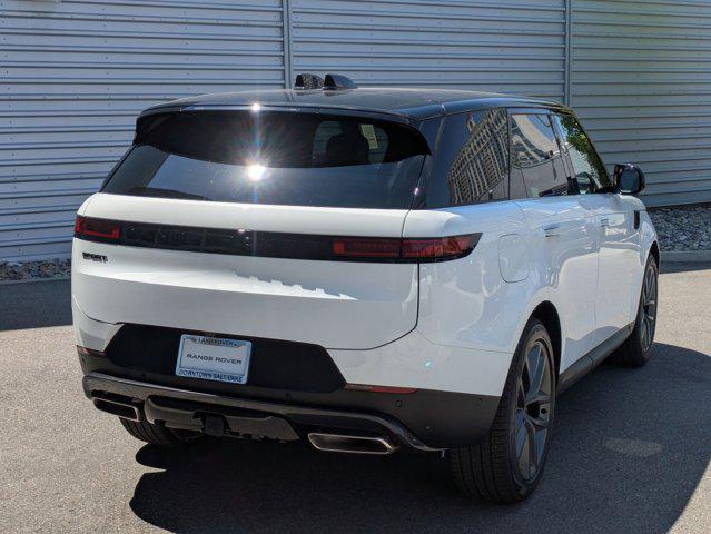 2026 Land Rover Range Rover Sport P360 SE