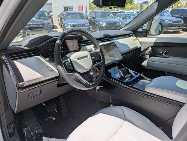 2026 Land Rover Range Rover Sport P360 SE