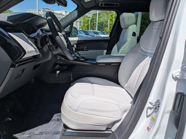 2026 Land Rover Range Rover Sport P360 SE