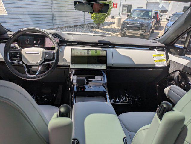 2026 Land Rover Range Rover Sport P360 SE