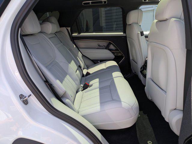 2026 Land Rover Range Rover Sport P360 SE