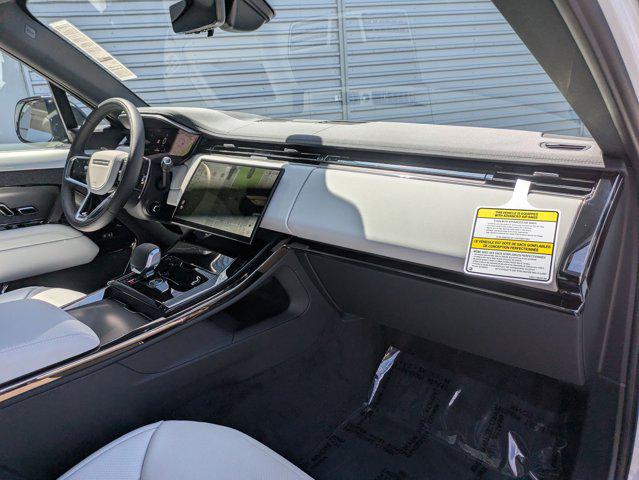 2026 Land Rover Range Rover Sport P360 SE