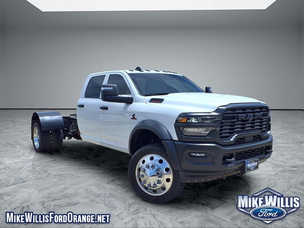 Bright White Clearcoat 2025 RAM 5500 Chassis   Automatic