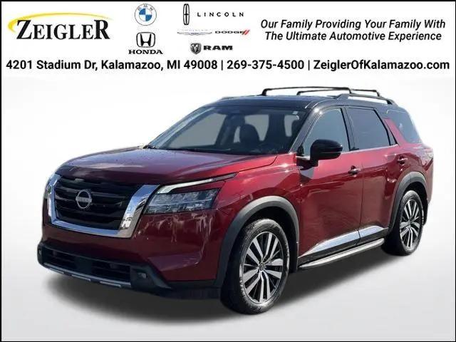 2022 Nissan Pathfinder Platinum 4WD for sale in Kalamazoo, MI