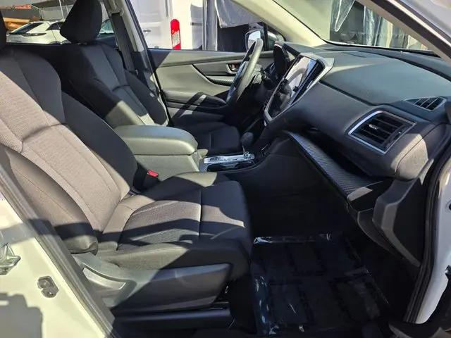 2024 Subaru Ascent Base 8-Passenger