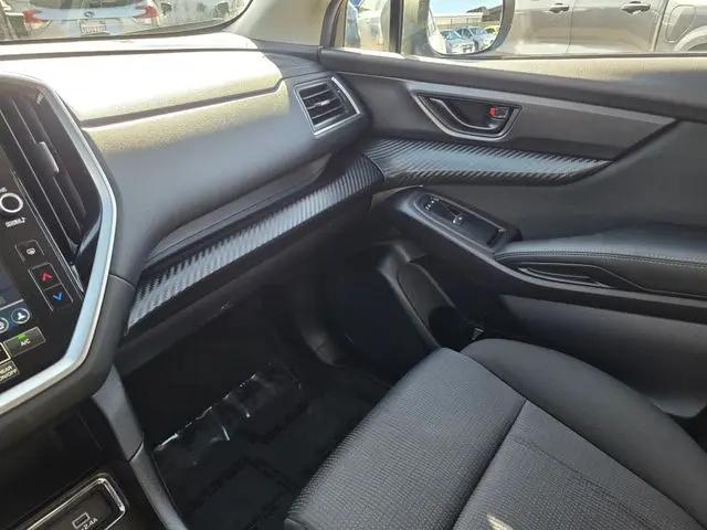 2024 Subaru Ascent Base 8-Passenger