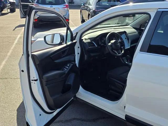 2024 Subaru Ascent Base 8-Passenger