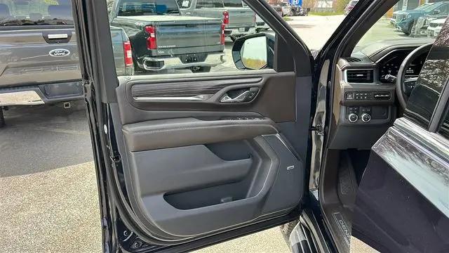 2023 GMC Yukon 4WD Denali