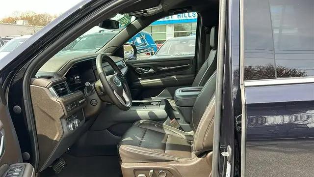 2023 GMC Yukon 4WD Denali