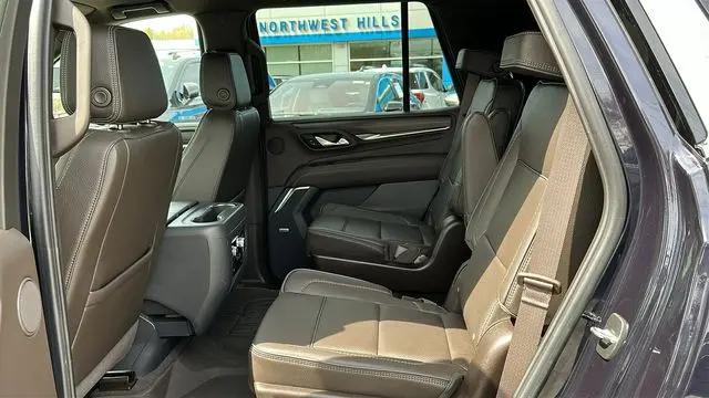 2023 GMC Yukon 4WD Denali
