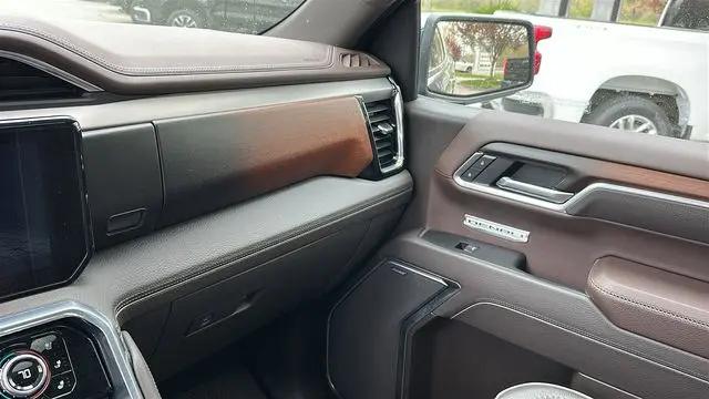 2025 GMC Sierra 1500 Crew Cab, Short Bed, Denali, 4WD