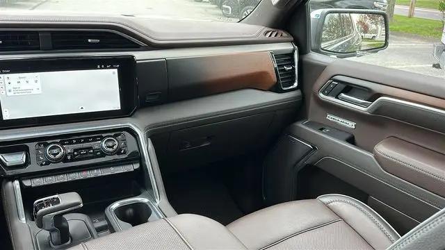 2025 GMC Sierra 1500 Crew Cab, Short Bed, Denali, 4WD