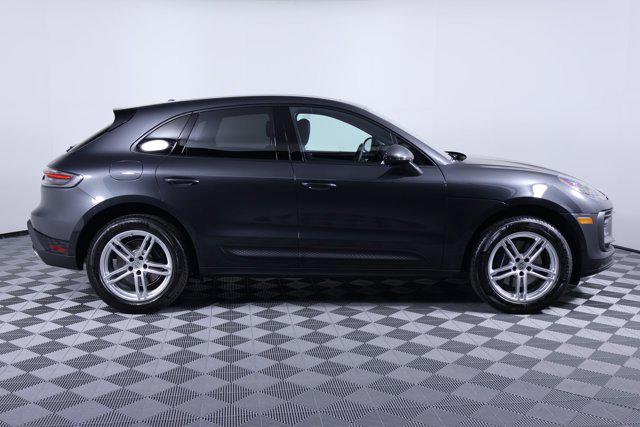 2026 Porsche Macan 4DR AWD