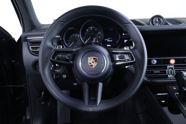 2026 Porsche Macan 4DR AWD