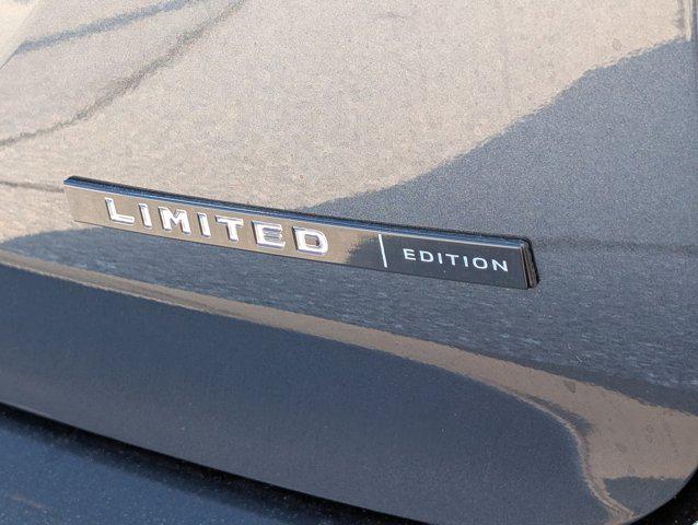 2026 Mitsubishi Outlander LE 1.5T S-AWC