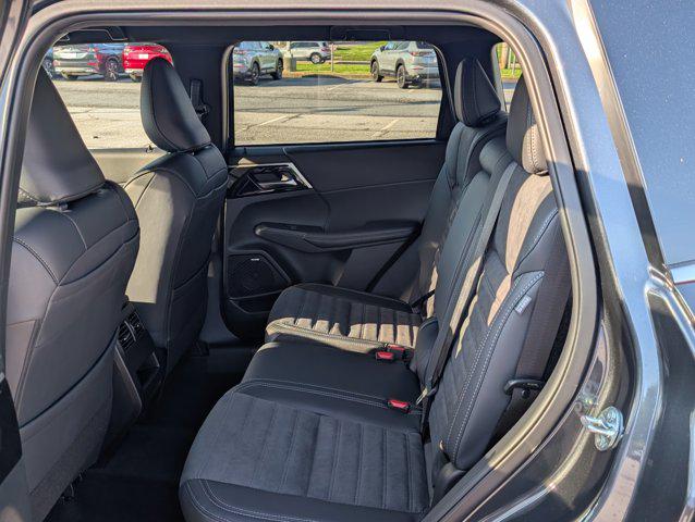 2026 Mitsubishi Outlander LE 1.5T S-AWC