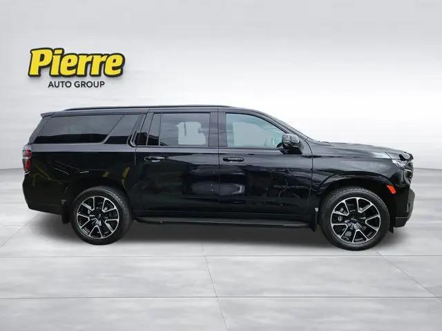 2022 Chevrolet Suburban RST