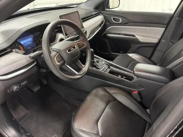 2024 Jeep Compass Latitude Lux FWD