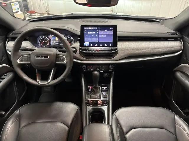 2024 Jeep Compass Latitude Lux FWD