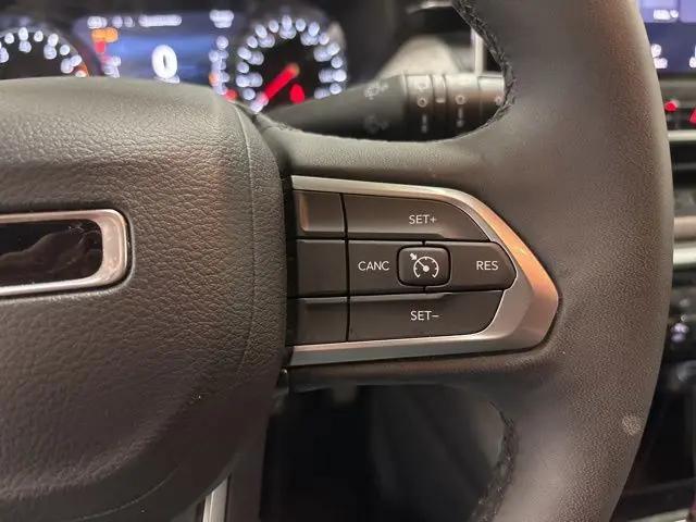 2024 Jeep Compass Latitude Lux FWD
